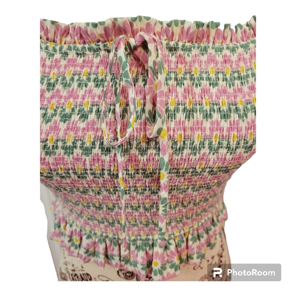 ✨HOST PICK✨NWT ZARA Pink Daisy Ruched Crop Top - Picture 5 of 11